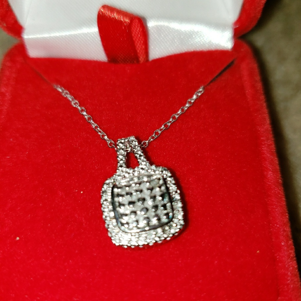 Genuine diamond platinum plated necklace